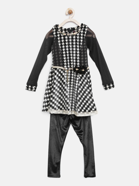 

Tiny Girl Off-White & Black Printed Clothing Set