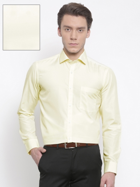 

RG DESIGNERS Men Yellow Slim Fit Solid Formal Shirt