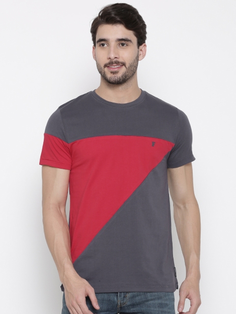 

French Connection Men Grey & Red Slim Fit Colourblocked Round Neck T-shirt