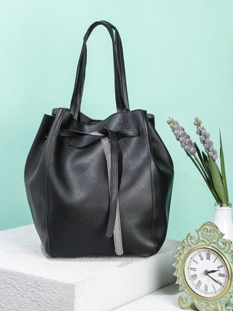 

20Dresses Black Solid Tote Bag