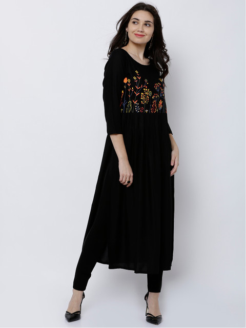 

Vishudh Women Black Floral Yoke Print A-Line Kurta