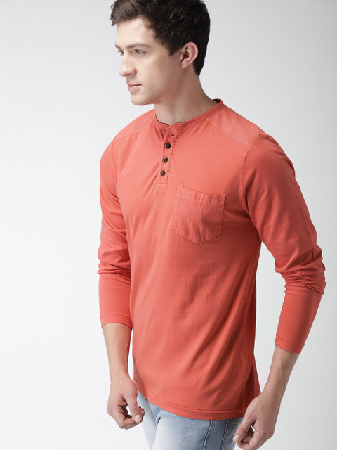 

Mast & Harbour Men Coral Pink Solid Henley Neck T-shirt