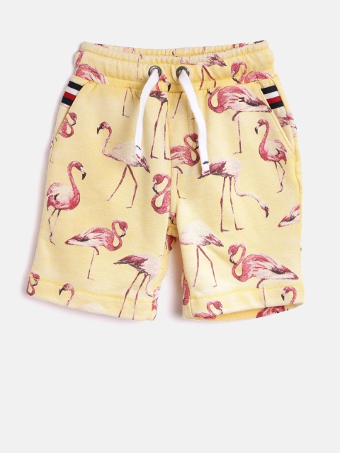 

Tommy Hilfiger Boys Yellow Printed Regular Fit Shorts