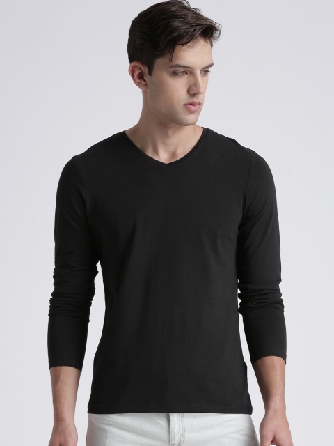 

Splash Men Black Solid V-Neck T-shirt