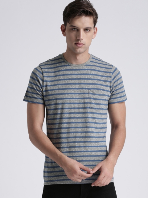 

Splash Men Grey Melange & Blue Striped Round Neck T-shirt