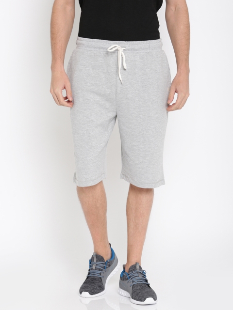 

Pepe Jeans Men Grey Melange Solid Slim Fit Regular Shorts