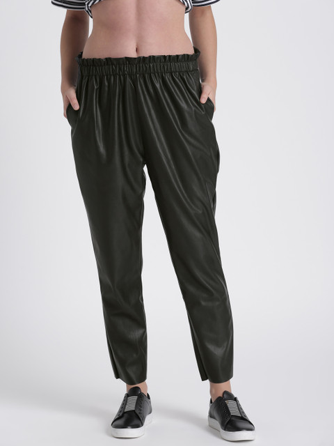 

Splash Women Black Regular Fit Solid Regular Trousers