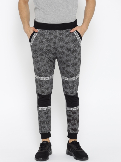 

Splash Men Charcoal Grey Regular Fit Printed Joggers