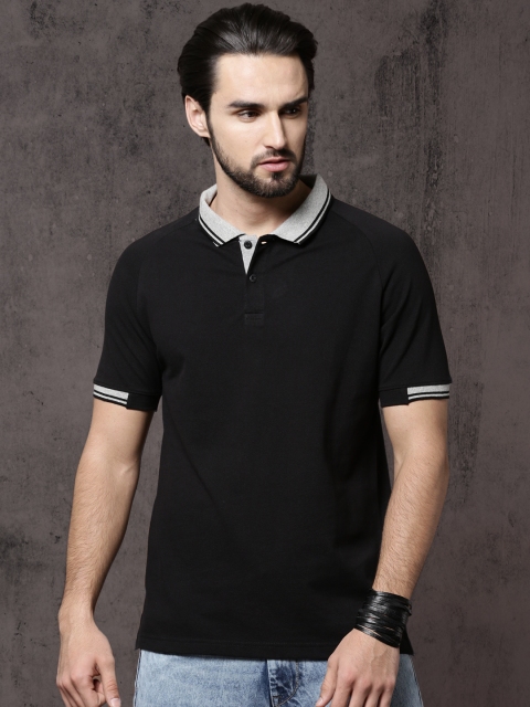 

Roadster Men Black Solid Polo Collar T-shirt