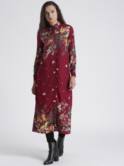 

Splash Women Maroon Regular Fit Printed Casual Shirt