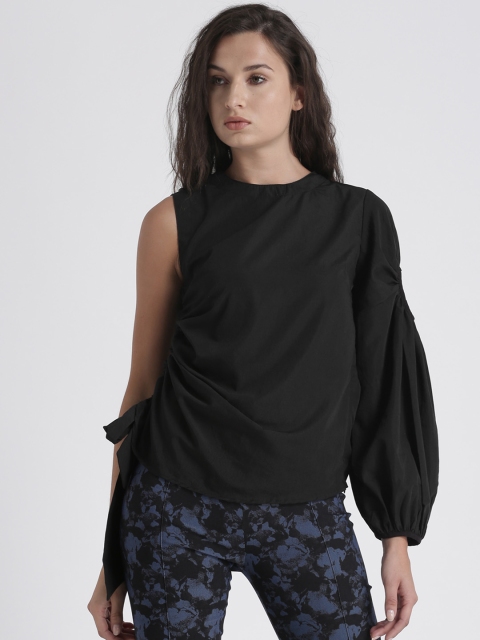 

Splash Women Black Solid Top