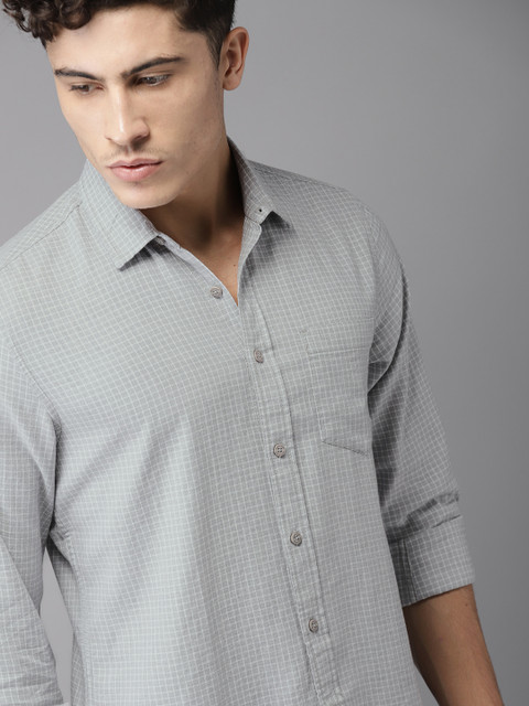 

HERE&NOW Men Grey & White Regular Fit Checked Casual Shirt