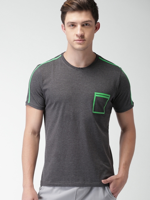

Mast & Harbour Men Charcoal Grey Solid Round Neck T-shirt