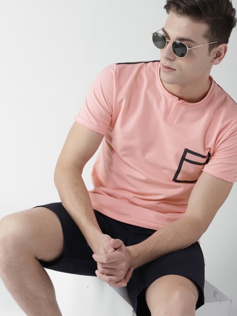 

Mast & Harbour Men Peach-Coloured Solid Round Neck T-shirt