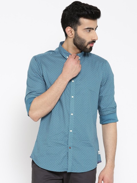 

Blackberrys Men Blue & White Slim Fit Printed Casual Shirt
