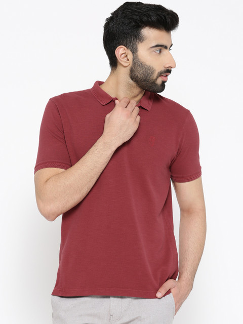 

Blackberrys Men Maroon Solid Polo Collar T-shirt