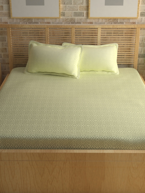 

Story@home Olive Green Geometric Flat 400 TC Cotton 1 King Bedsheet with 2 Pillow Covers