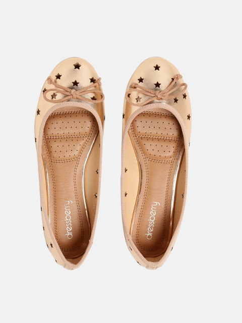 

DressBerry Women Rose Gold-Toned Solid Ballerinas with Cut-Out Detail