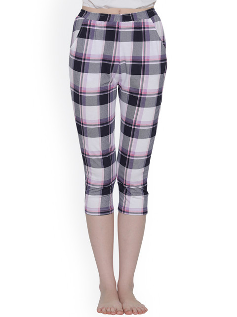 

Clovia White & Pink Checked Capris
