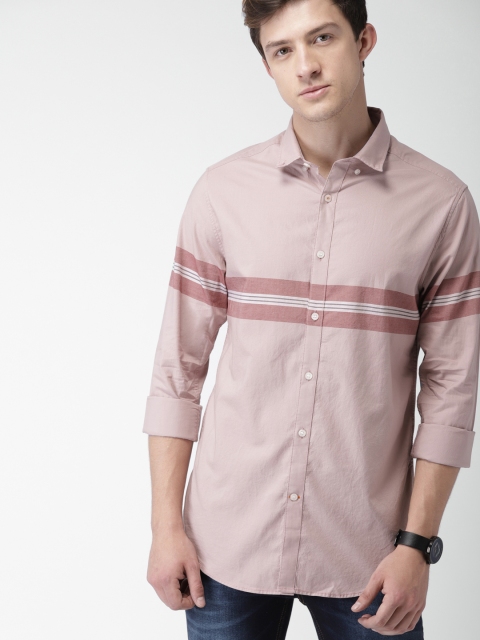 

Mast & Harbour Men Peach-Coloured Slim Fit Solid Casual Shirt