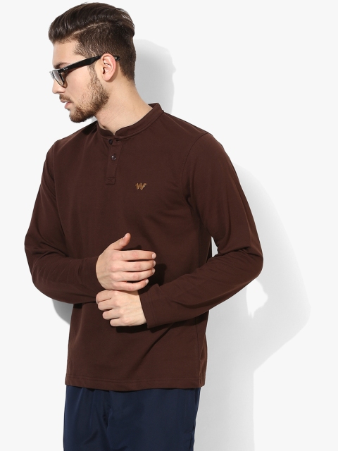 

Wildcraft Men Brown Solid Sweatshirt