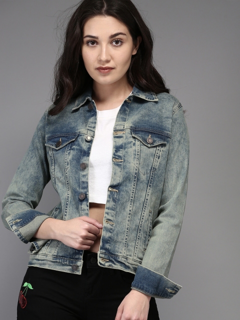

Moda Rapido Women Blue Solid Denim Jacket