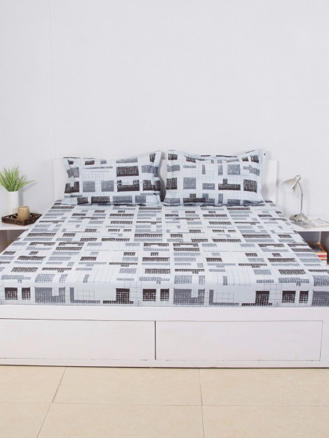 

House This Black Geometric Flat 210 TC Cotton 1 Queen Bedsheet with 2 Pillow Covers