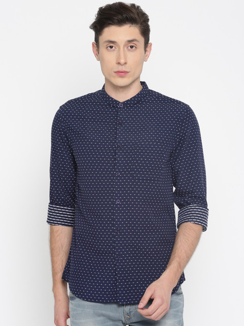 

SPYKAR Men Navy & White Slim Fit Self Design Casual Shirt, Blue