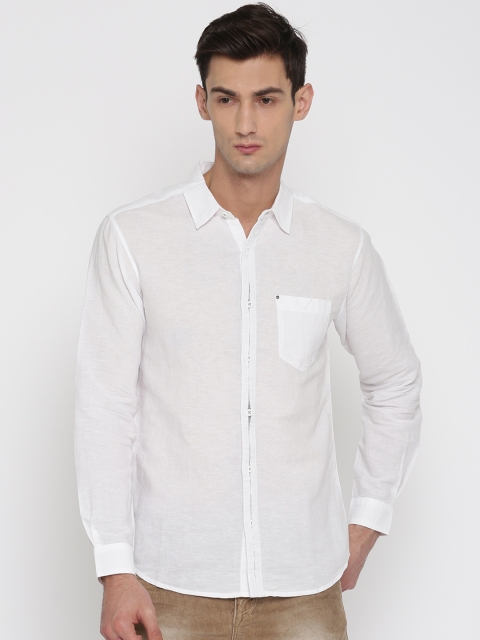 

SPYKAR Men White Slim Fit Solid Casual Shirt