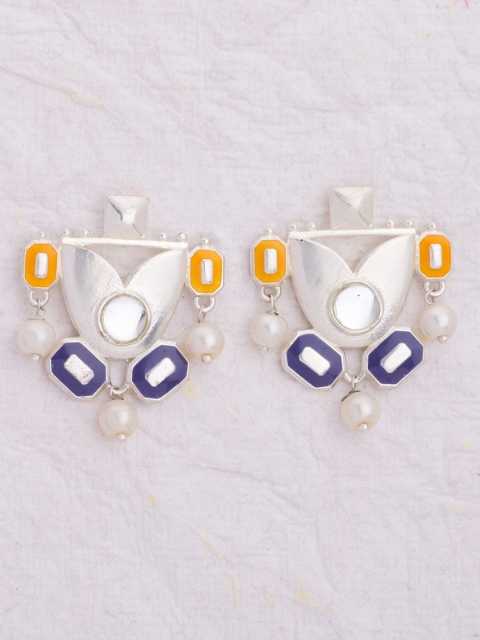 

Studio Voylla Bandhej Silver-Toned & Blue Classic Studs