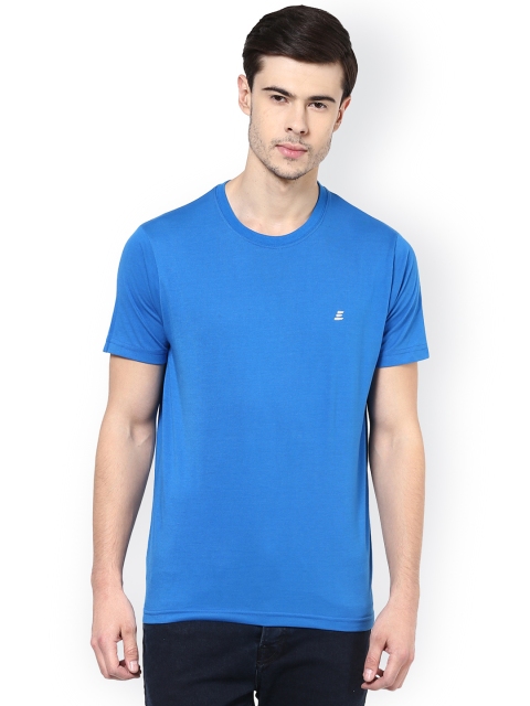 

ELABORADO Men Blue Solid Round Neck Slim Fit T-shirt