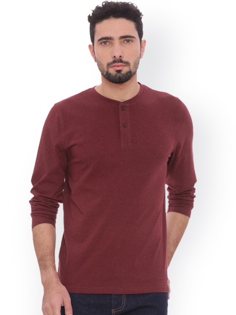 

Basics Men Maroon Solid Henley Neck T-shirt