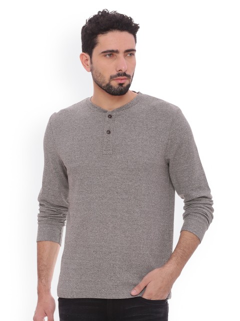 

Basics Men Grey Solid Henley Neck T-shirt