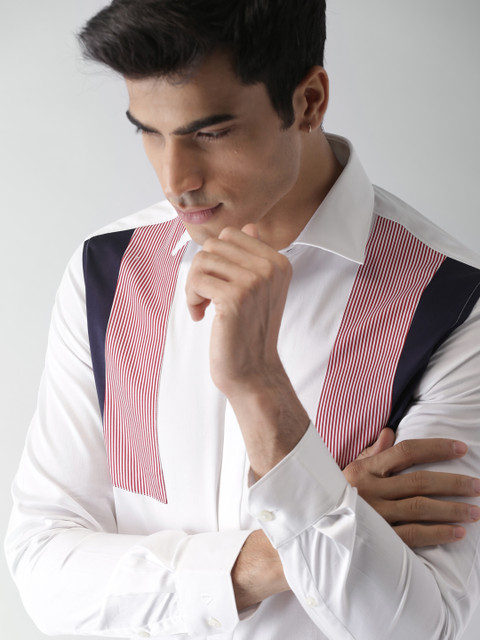 

INVICTUS Men White & Red Slim Fit Solid Formal Shirt