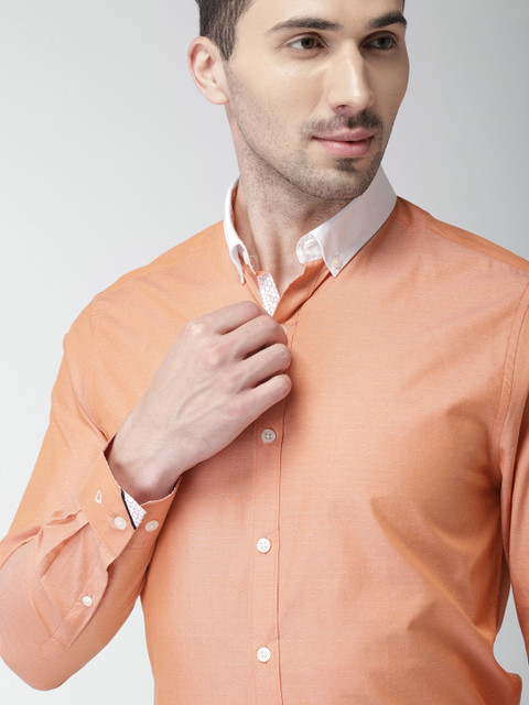

INVICTUS Men Orange Slim Fit Self Design Contrast Collar Formal Shirt