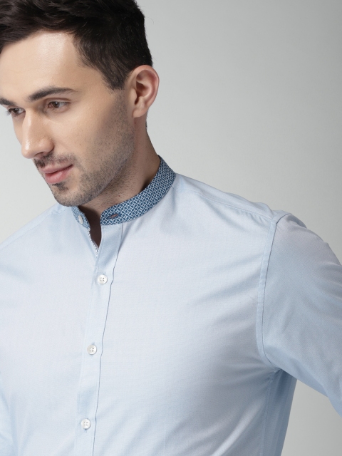 

INVICTUS Men Blue Slim Fit Solid Semiformal Shirt