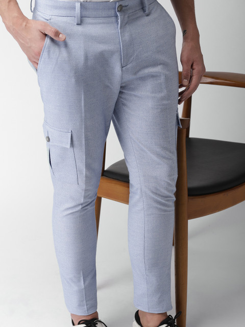 

INVICTUS Men Blue & White Regular Fit Self-Design Formal Trousers