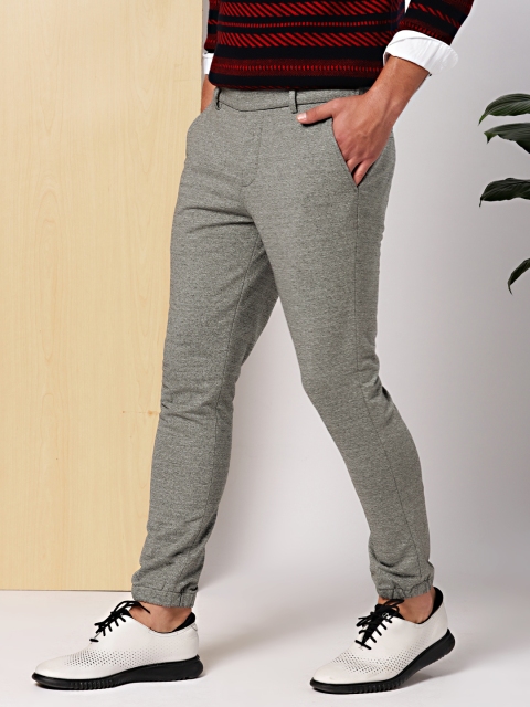 

INVICTUS Men Grey Slim Fit Solid Joggers