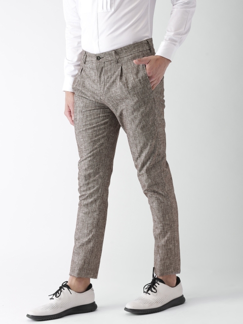 

INVICTUS Men Brown Regular Fit Solid Regular Trousers