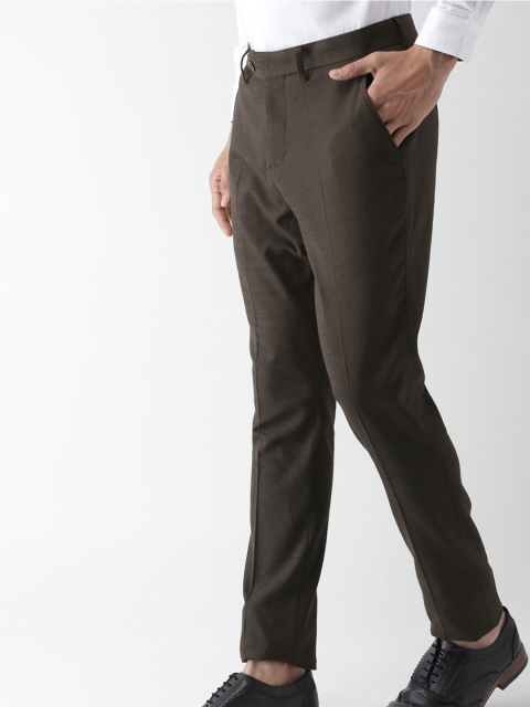 

INVICTUS Men Brown & Black Slim Fit Solid Formal Trousers