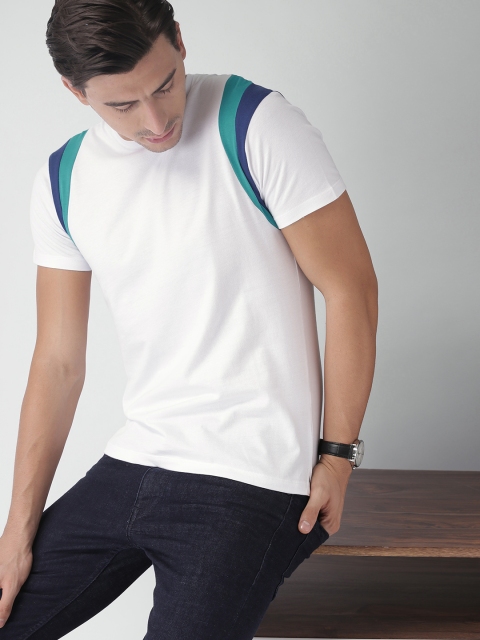 

INVICTUS Men White Solid Slim Fit T-shirt