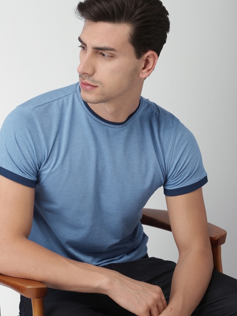 

INVICTUS Men Blue Solid Slim Fit Round Neck T-shirt