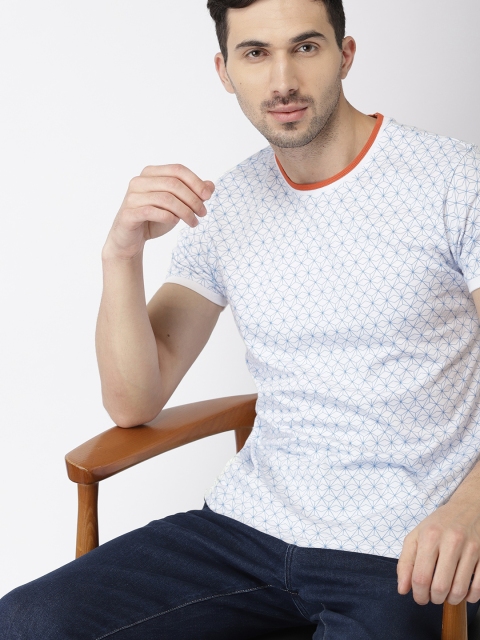 

INVICTUS Men White Printed Round Neck T-shirt
