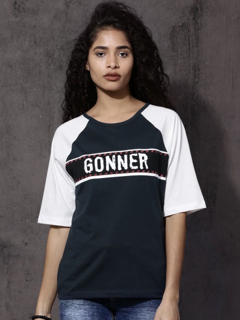 

Roadster Women Navy Printed Round Neck T-shirt, Navy blue