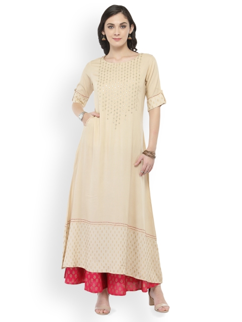 

Varanga Off-White Embellished Kurta With Printed Palazzo