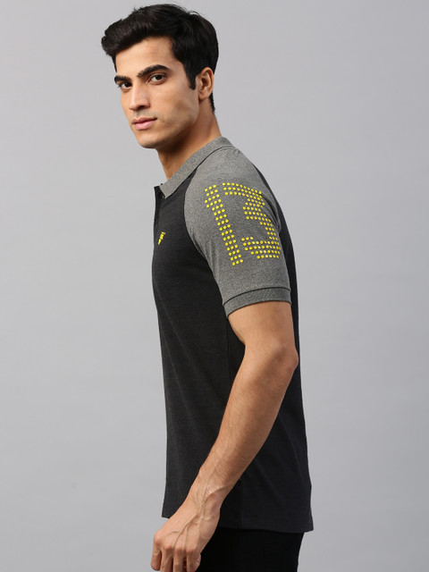 

HRX by Hrithik Roshan Men Black Solid Polo Collar T-shirt