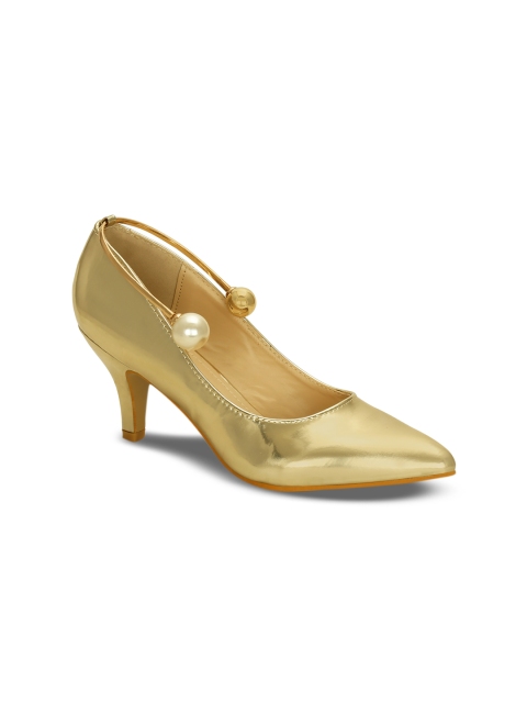 

Get Glamr Women Gold-Toned Solid Pumps