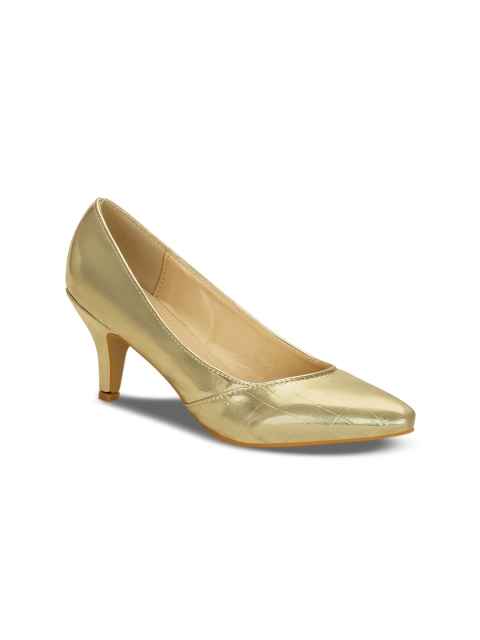 

Get Glamr Women Gold-Toned Solid Pumps