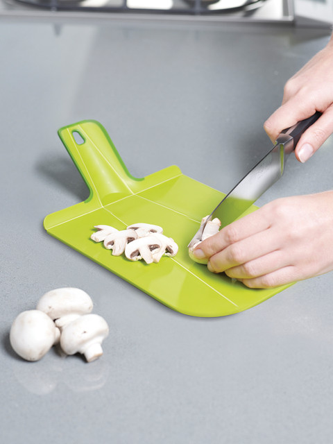 

Joseph Joseph Green Chop2Pot Folding Chopping Board