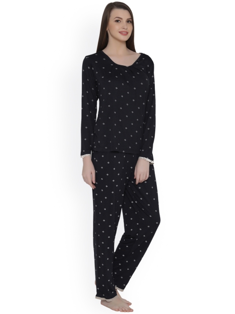 

Clovia Black Printed Lounge Set LS0276M08